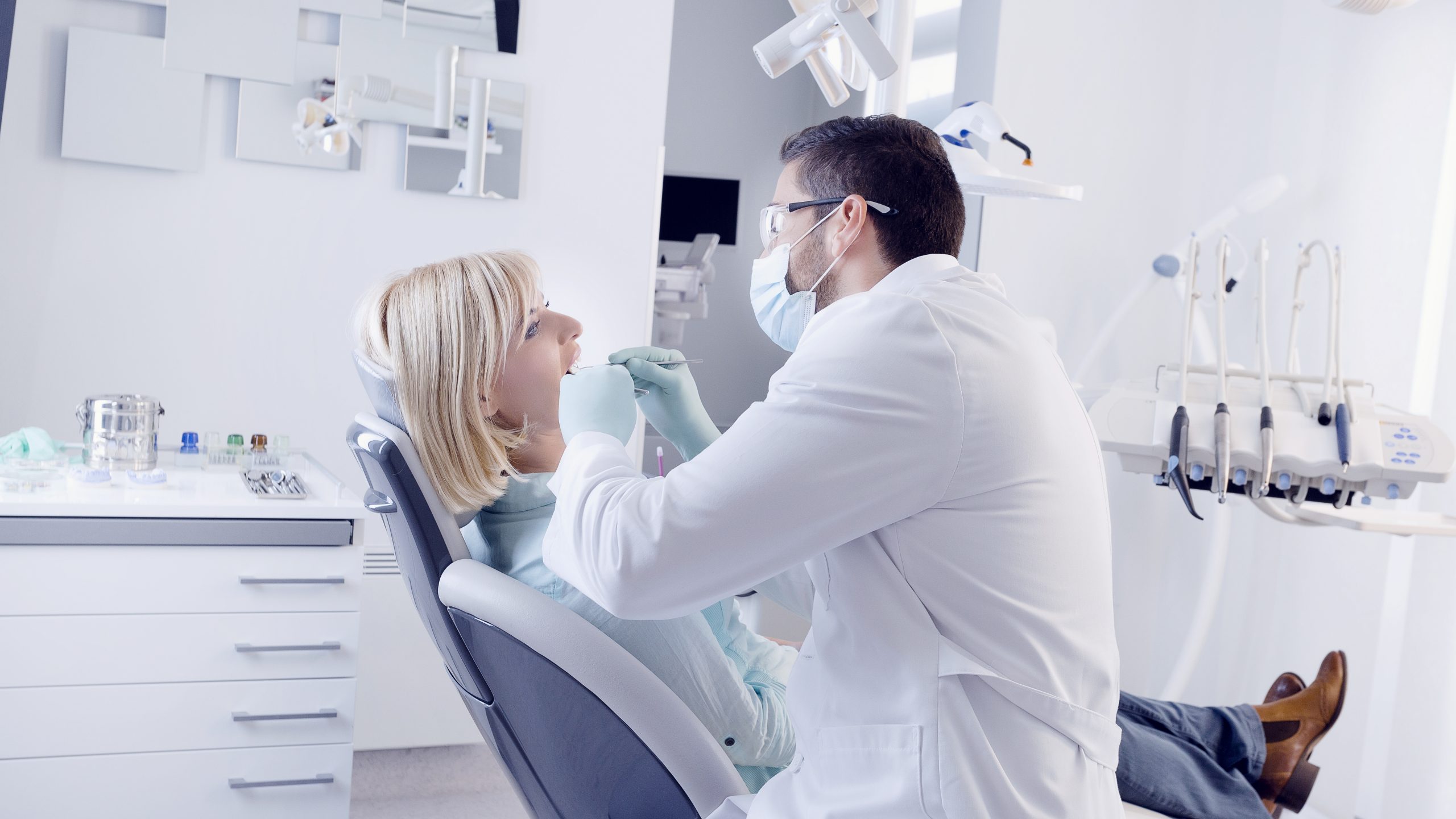 Dentist in Smithville, TX