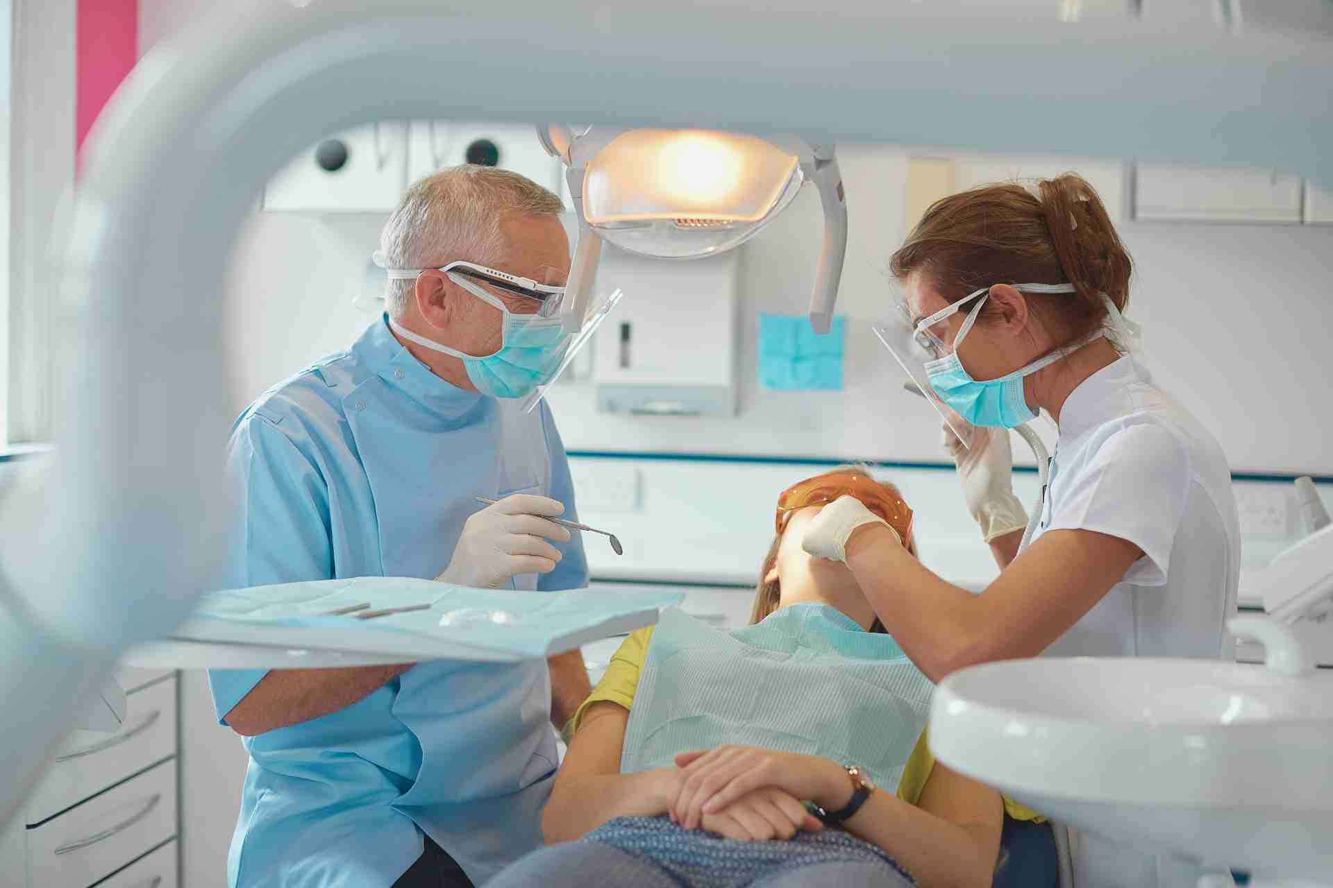 Dentist in Smithville, TX